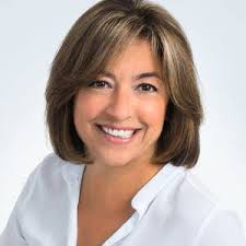 LaKota Oaks Plants Tree in Honor of Former Mayor Frank Zullo