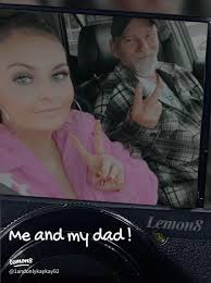 Stylish Baby Bump Outfits for Expecting Moms