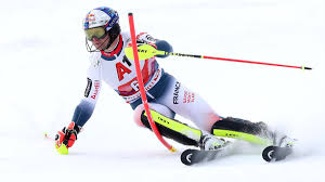 French world cup alpine ski racer who is best known for competing in the olympics under the french team in a variety of slalom events. Coronakrise Alexis Pinturault Und Didier Cuche Versteigern Helm Und Skischuhe Eurosport