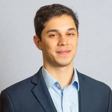 Thrilled to share that I have joined J.P. Morgan Private Bank as an  Analyst. Excited for what's to come!