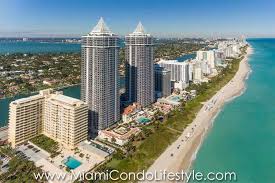 Easy access to the beach and the food was really good with excellent service. Apartamentos Para La Venta En Miami Beach