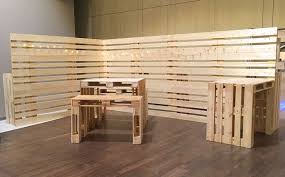 Palettenmobel Mieten Messewand Trennwand Tafelwand Aus Paletten Messewand Holz Messewand Paletten Berlin Hamburg Munch Messewand Trennwand Tafel Wand