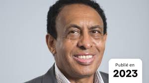 L'ex-directeur exécutif du Centre africain d'Edmonton gagne la poursuite  sur son renvoi