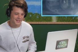 Get the diamond league app Kids React Cast Trivia Famous Birthdays
