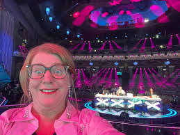 Lorraine Clegg's Instagram, Twitter & Facebook