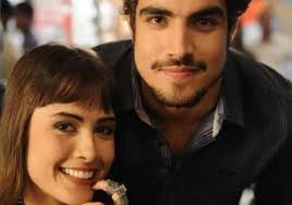 Quando patrícia (maria casadevall) dizia que não queria compromisso com michel (caio castro) porque. Caio Castro E Visto Saindo Do Hotel Com A Colega De Elenco Maria Casadevall Olhar Conceito
