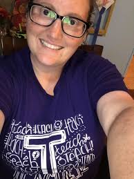 We would like to give a huge Thank you to Tarra! She was beyond promt and  professional with an high quality product. Thank you..look forward to  working with you