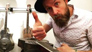 @republicguitars killing it with the Squareneck. 🎸 hate to say it  @kellymwalberg but I gotta have one 🙏 @twooldhippies #resonator  #squareneck #guitar #acoustic #blues #rock #nashvillemusician ...