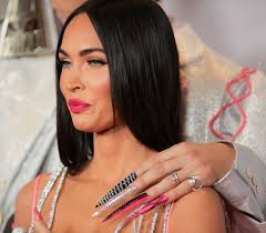 Galerie Foto: Motivul pentru care Megan Fox s-a despărțit de Machine Gun  Kelly: „A devenit suspicioasă și i-a căutat în telefon”