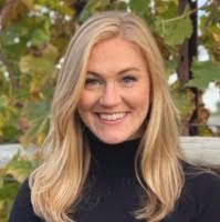 Meredith Seymour's Instagram, Twitter & Facebook