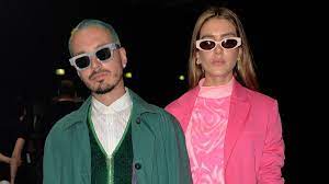 Luego de tanta especulación sobre el posible embarazo de valentina ferrer, finalmente el deseo del cantante colombiano se convirtió en realidad ya que en las últimas horas se confirmó la feliz noticia. J Balvin Y Su Novia Valentina Ferrer Estan Esperando Su Primer Hijo