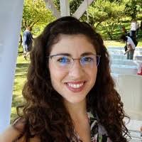 6 Profile mit dem Suchbegriff „Nadine Holler“