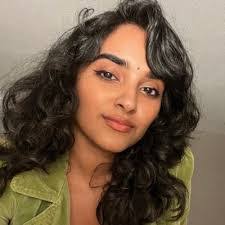 Calista Dillon's Instagram, Twitter & Facebook