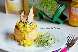 La Meilleure Recette De Vol Au Vent Aux Courgettes Batonnets De Filet De Pintade Sauce Au Curry Royal L Essay Sauce Au Curry Vol Au Vent Recettes De Cuisine