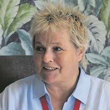 Karen Meiring's Instagram, Twitter & Facebook