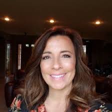 Carolyn Fanelli's Instagram, Twitter & Facebook