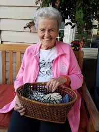 Animal Therapy Makes Everyone Smile Fairhaven Therapy Animals Brookdale