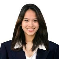 Anne Quinones's Instagram, Twitter & Facebook