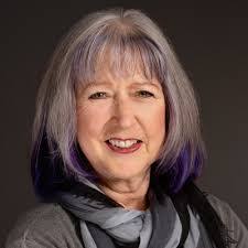 Suzanne Tilley's Instagram, Twitter & Facebook