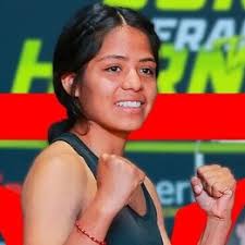 Regina Chávez vs. Monserrat Diaz Atilano, Golpe a Golpe