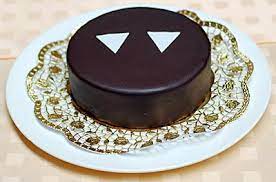 Petit desserts steht für kreatives konditorhandwerk auf höchstem niveau! Graz Wanda Sacher Masoch Torte Kulinarisches Aus Osterreich