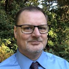 Beside getting self-employed I also started with a MBA for International  Business. In my second lecture and hoping to be for the next one at the  university.