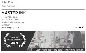 Black And White Email Signature A Signature With The Banner Showing Company Awards Best Email Signatures Email Signatures Email Signature Design