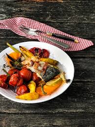 Low Carb Archive Seite 2 Von 53 Holla Die Kochfee Wolfsbarsch Mediterranes Gemuse Barsche