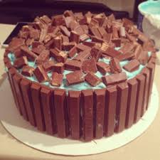 Birthday Cake For Boyfriend Images Boyfriends Birthday Cake Kit Kat Cake Birthday Cake For Boyfriend Desserts Kit Kat Cake
