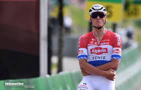 Thanks to the time bonus, van der poel leads the general classification. Q8nvkcjjvnhh4m