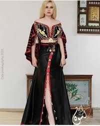 Voir plus d'idées sur le thème robe tunisienne, robe d'intérieur, robe. 110 Idees De Tunisienne En 2021 Robe Traditionnelle Tenue Traditionnelle Robe Tunisienne