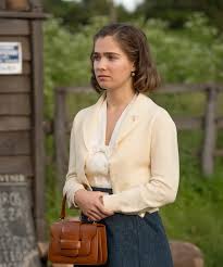 Haley Lu Richardson Talks Operation Finale & Joe Alwyn