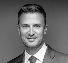 Edward Faris's Instagram, Twitter & Facebook