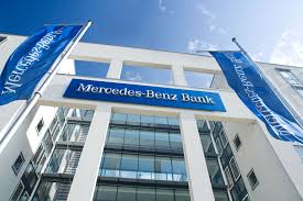 Both for germany and for europe, we offer our customers and dealers a premium service. Daimler Mercedes Benz Bank Urs Kuester Photography