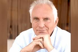 Larry Lemons's Instagram, Twitter & Facebook