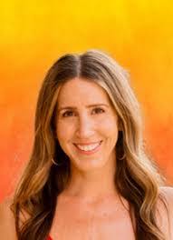 Ashley Hesseltine's Instagram, Twitter & Facebook