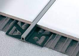Check spelling or type a new query. Comment Poser Un Joint De Dilatation De Carrelage Toutes Les Etapes