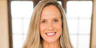 Shaia is running against Willett