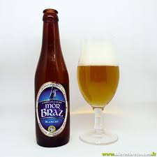 Mor Braz Blanche Biere Blanche A L Eau De Mer De La Brasserie Mor Braz Biere Blanche Biere Biere Du Monde