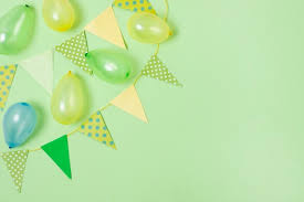 Decoración de fiesta de cumpleaños para hombres y mujeres, juego de globos de fondo dorado, suministros de fiesta con cadena de luz, perfecto para cumpleaños precio promocional: Decoracion De Cumpleanos En Fondo Verde Con Espacio De Copia Foto Gratis