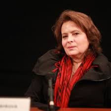 She is the wife of the film director jan kačer. Zemrela Libuse Safrankova Bylo Ji 68 Let Cnn Prima News