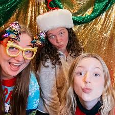 Merry Christmas, UKirk family! We are grateful for the gift of this  community and all the joy it brings! 🎄