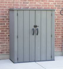 Wir zeigen ihnen schöne beispiele für einen geräteschrank im garten und auch sonst schöne möglichkeiten der gartenaufbewahrung. Lifetime Kunststoff Garten Gerateschrank Hwg Tec
