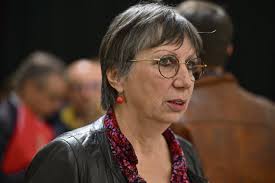 Tours. Emmanuel Denis : l'écologie et les politiques sociales