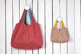 Wer nähen will, muss auch trennen können. Tasche Nahen Anleitung Tasche Nahen Anleitung Taschen Selber Nahen Tasche Nahen Schnittmuster