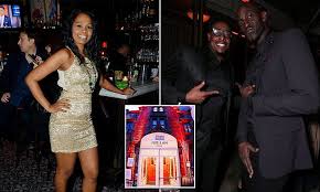 Abc news' charli james heads into the kitchen at jue lan club, a restaurant that has opened in the limelight building. Former Nightclub Waiter Accuses Owner Of Endangering Staff By Allowing Ex Nba Stars To Smoke Pot Daily Mail Online