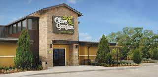 A Leader In The Full Service Restaurant Industry Restaurant Longhorn Steakhouse Outdoor Decor