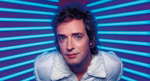 Las redes sociales, en especial twitter, se llenó de memes y el dramatismo de la canción creada por el ex soda stereo terminó siendo un puntapié al humor en el éter de internet. Gustavo Cerati A 4 Anos De Su Muerte 7 Musicos Hablan De La Experiencia De Haber Grabado Con El