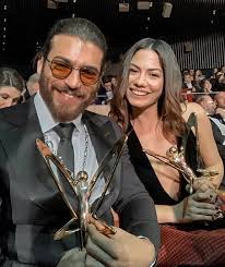 If you like this video. Muhammad Hasan Ibn Monowara On Twitter Congrats To The Entire Team Of Turkish Drama Erkenci Kus Erkencikusdizi For Getting The Award Of Best Romantic Drama Congrats To The Lead Pair