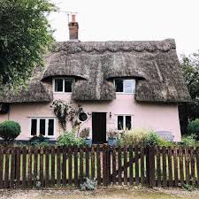 To end the year, i have chosen 20 of my best diys from. English Cottage Decor And Design Ideas